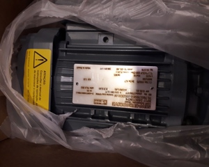 Gearmotor 0,55kW 3Ph 220/380V 60Hz IP55 FS3,4 14N.m 375rpm